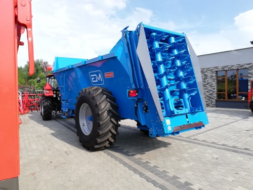 Trágyaszóró euromilk Rx 1600